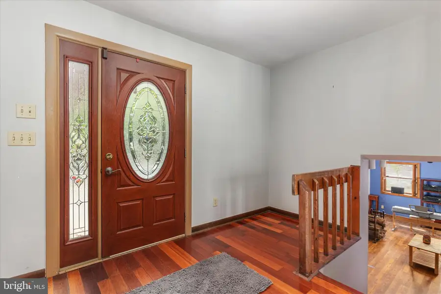 21 Chestnut Pl, Harpers Ferry, WV 25425 - #3