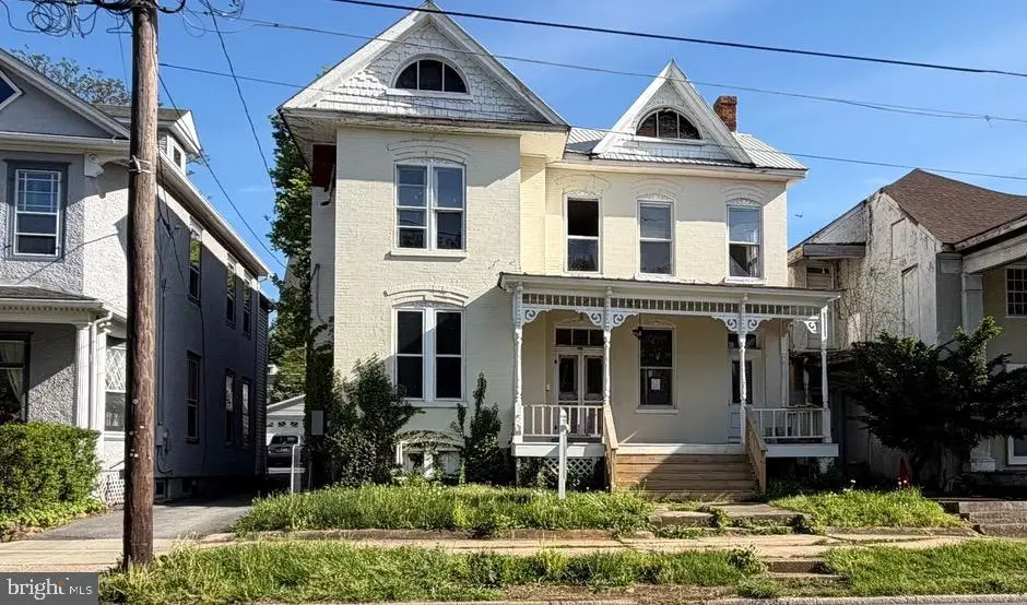 311 E Washington St, Charles Town, WV 25414 - #1