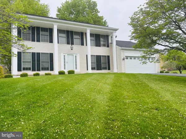 91 Prides Xing, SHENANDOAH JUNCTION, WV 25442