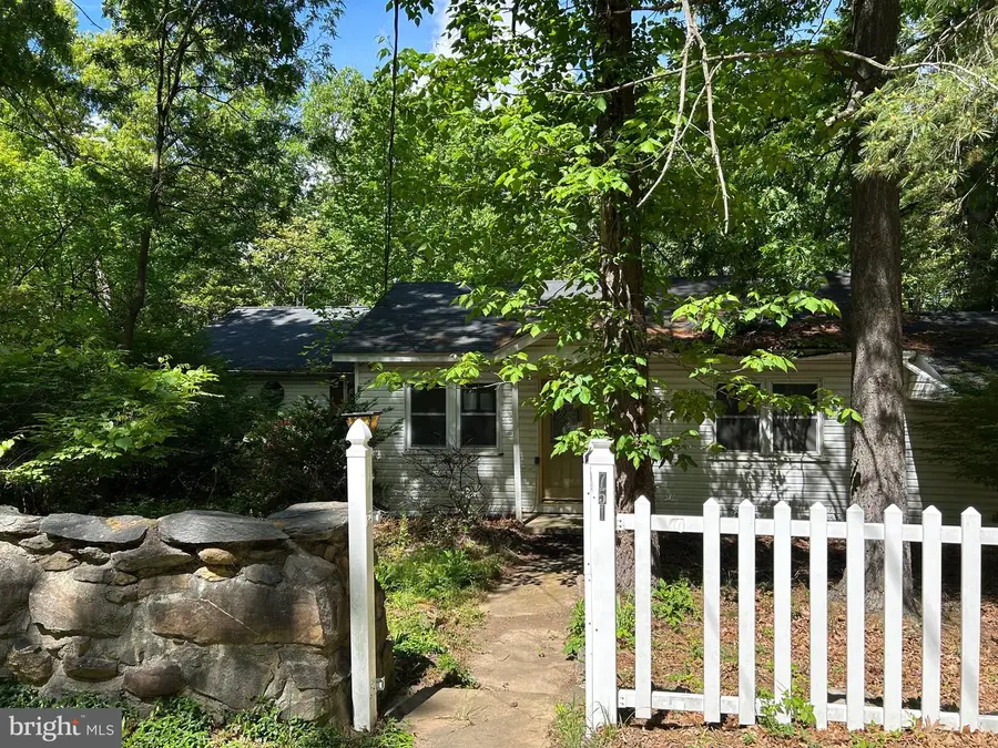 751 Johnnycake Ln, Harpers Ferry, WV 25425 - #2