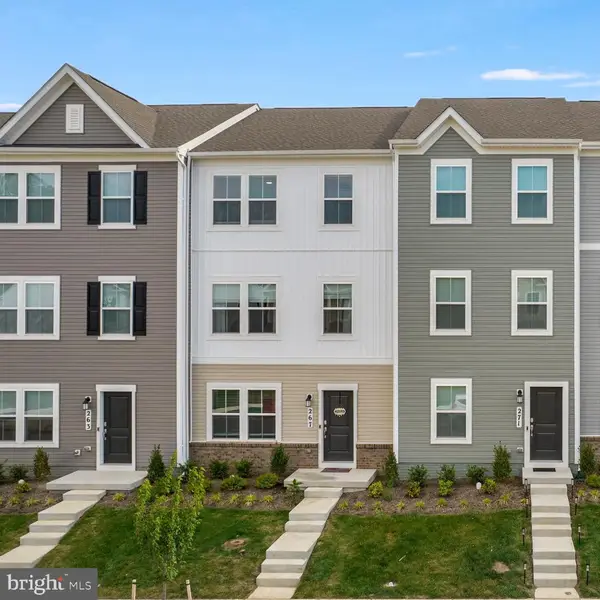 267 Sandy Bottom Cir, RANSON, WV 25438