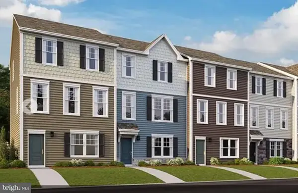 19 United Mews #[539], RANSON, WV 25438