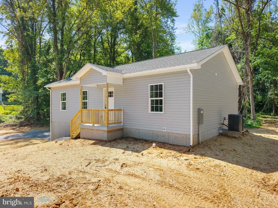 424 Stone Ridge Rd, Harpers Ferry, WV 25425 - #2
