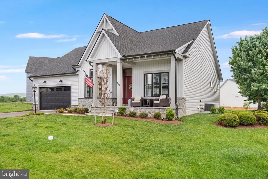 511 Shenandoah Crossing Dr, Charles Town, WV 25414 - #2