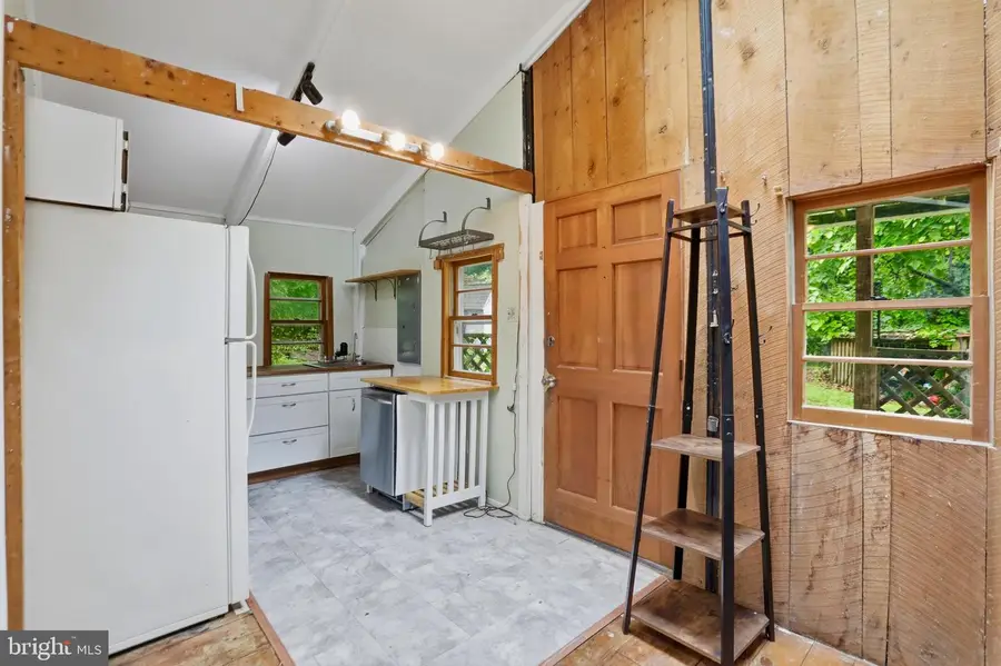 105 Rollison Rd, Harpers Ferry, WV 25425 - #3