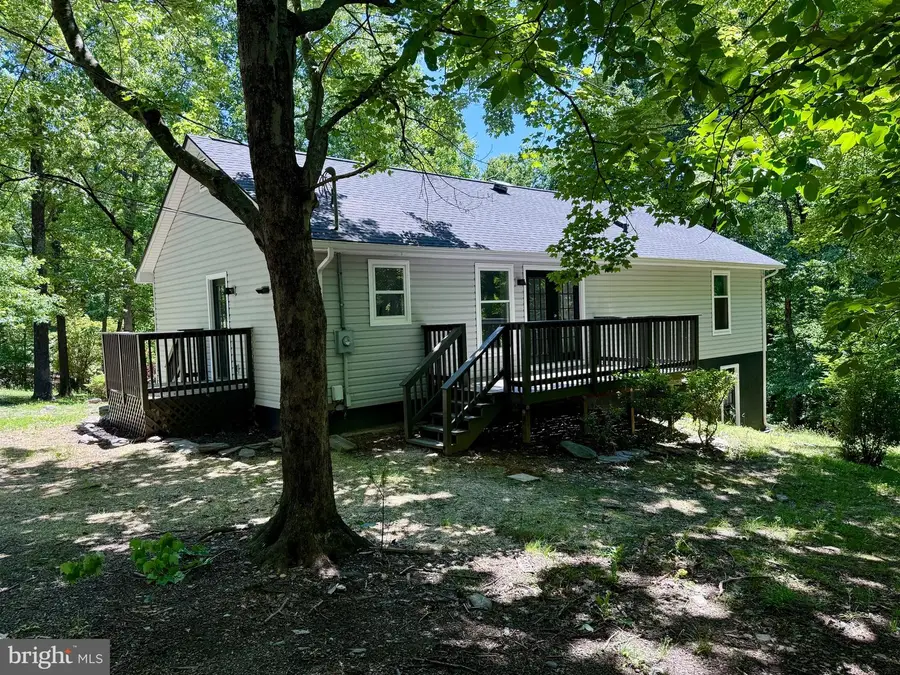 213 Harvey Rd, Harpers Ferry, WV 25425 - #2