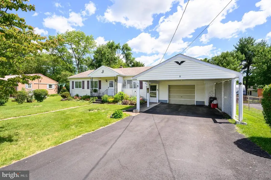 607 East Hunter Street, Charles Town, WV 25414 - #3