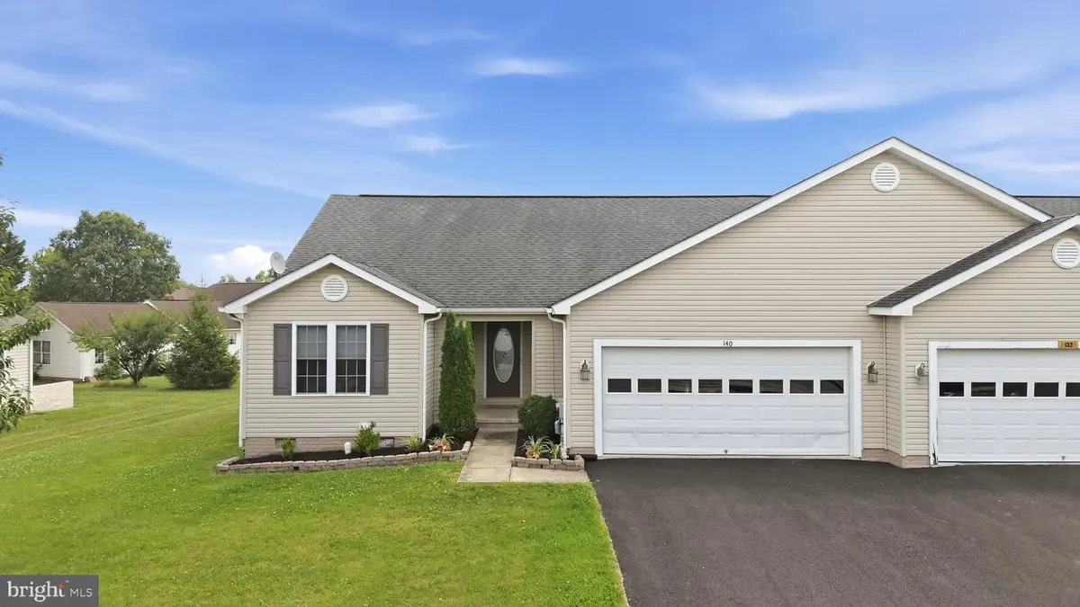 140 Peter Rabbit Dr, Ranson, WV 25438 - #1