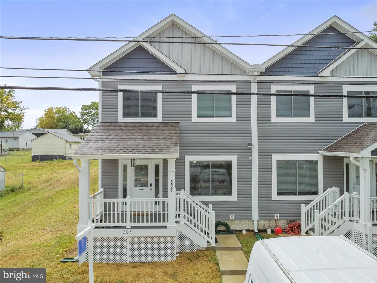 305 E. 11th Ave, Ranson, WV 25438 - #1