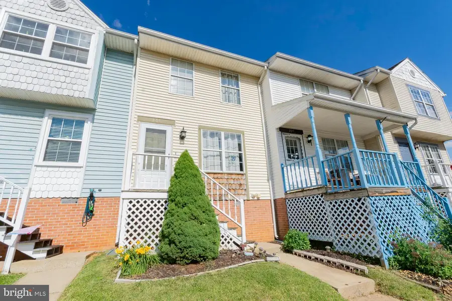 207 Willow Brook Dr, Charles Town, WV 25414 - #2
