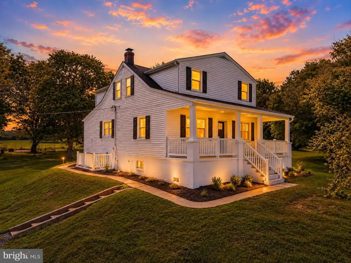 637 Persimmon Ln, Shepherdstown, WV 25443 - #1