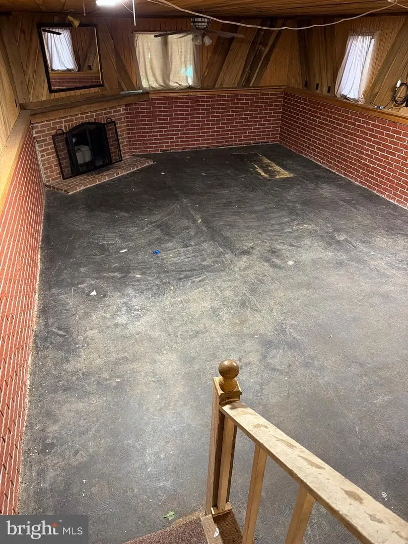 102 Middle Cross Trl, Harpers Ferry, WV 25425 - #3