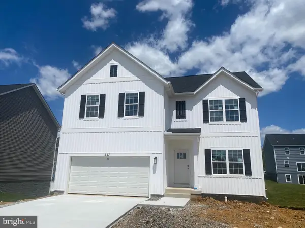 519 Buckeye Dr, SHENANDOAH JUNCTION, WV 25442