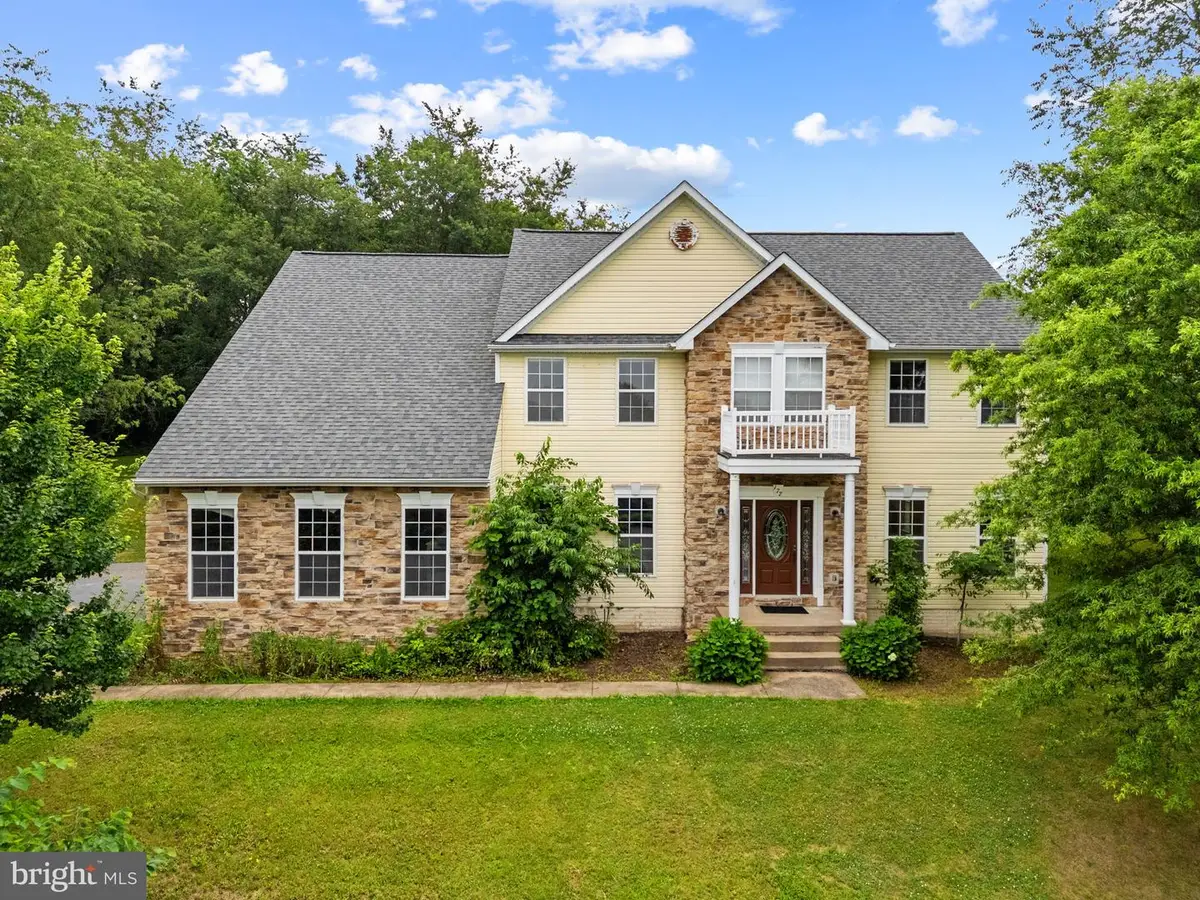 177 Coventry Ln, Harpers Ferry, WV 25425 - #1