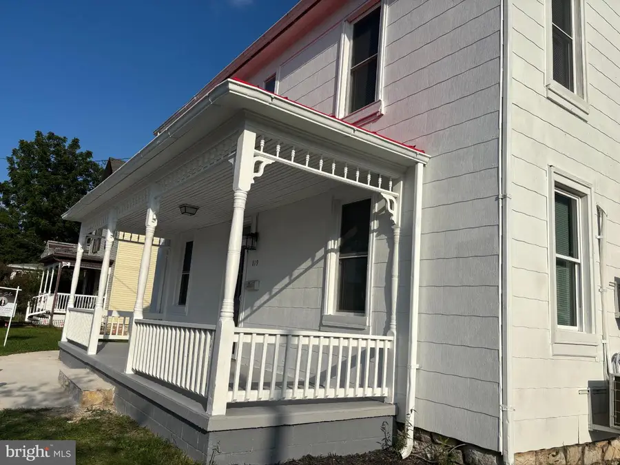 119 W 7th Ave W, Ranson, WV 25438 - #2
