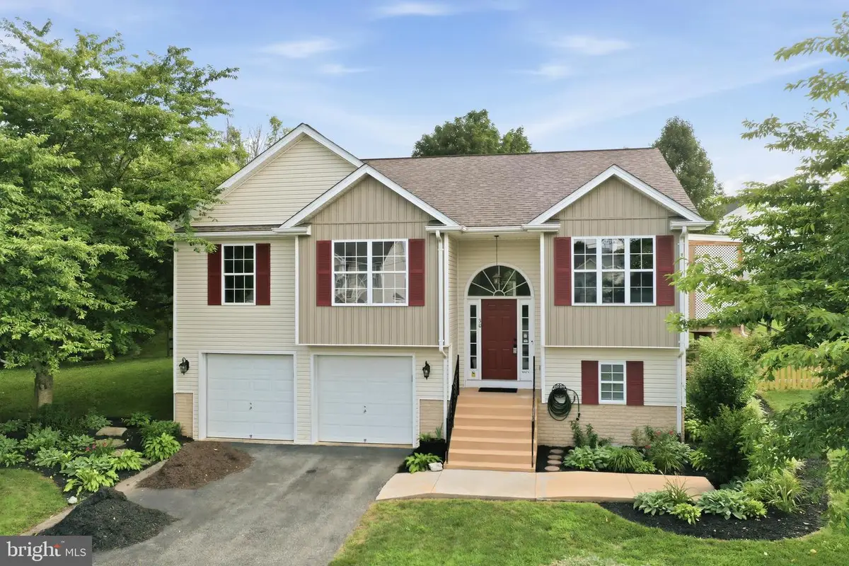 30 Monumental Dr, Charles Town, WV 25414 - #1