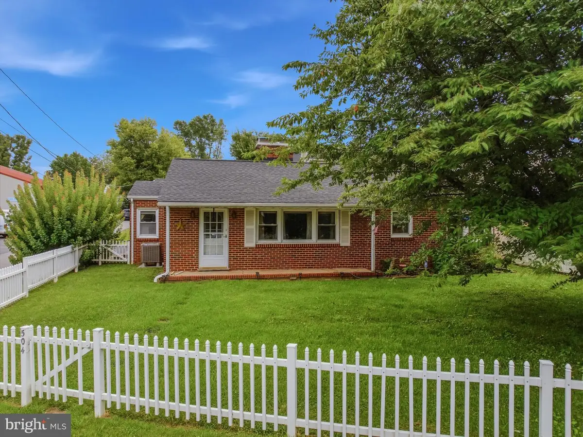 504 N Mildred St, Ranson, WV 25438 - #1