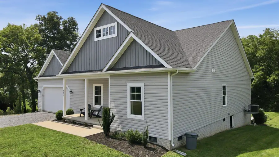 553 Rippon Village Dr, Charles Town, WV 25414 - #2
