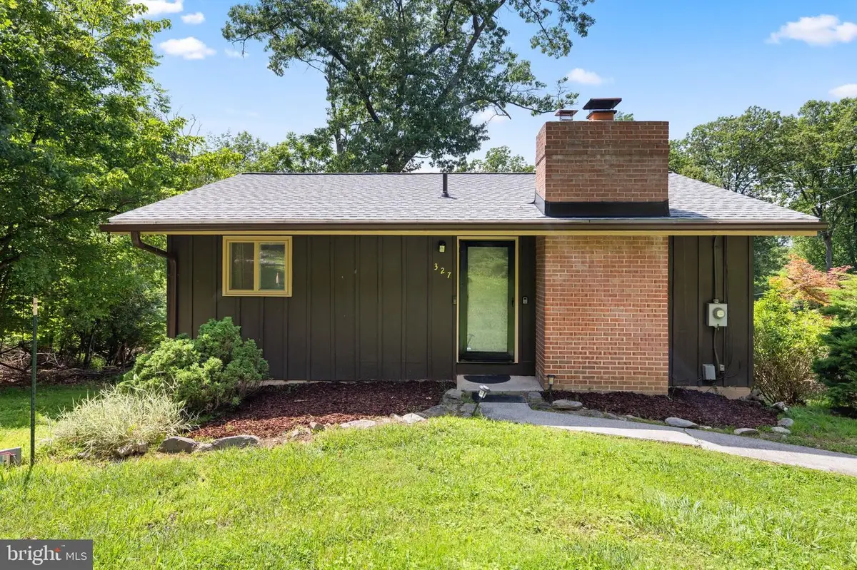 327 Cub Run Ln, Harpers Ferry, WV 25425 - #1