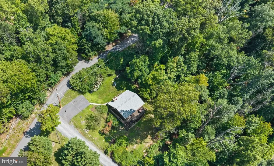 327 Cub Run Ln, Harpers Ferry, WV 25425 - #3