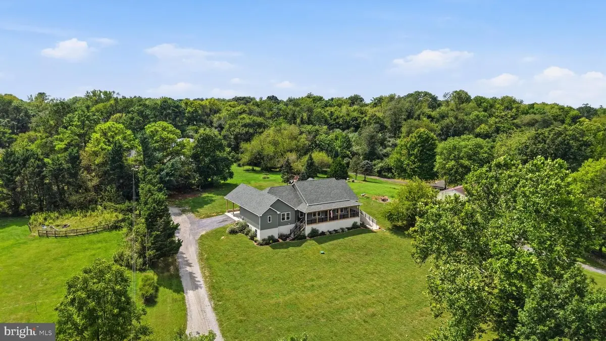 295 King Lear Dr, Charles Town, WV 25414 - #1