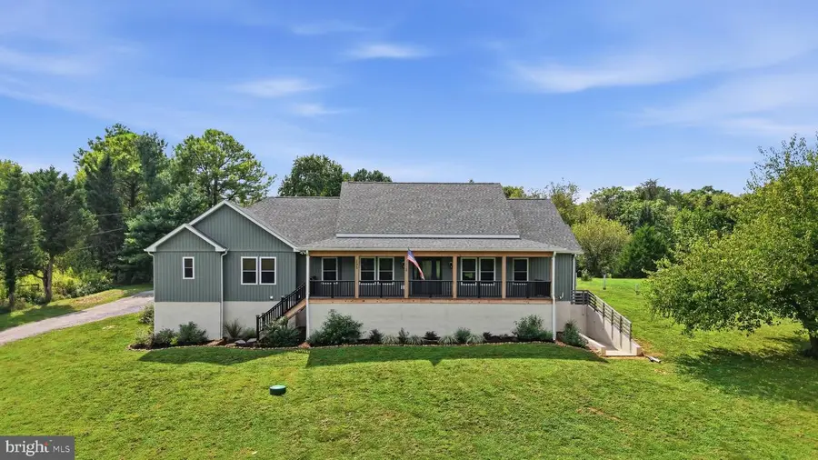 295 King Lear Dr, Charles Town, WV 25414 - #2