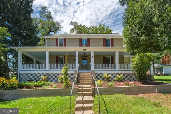 918 S Samuel St, CHARLES TOWN, WV 25414