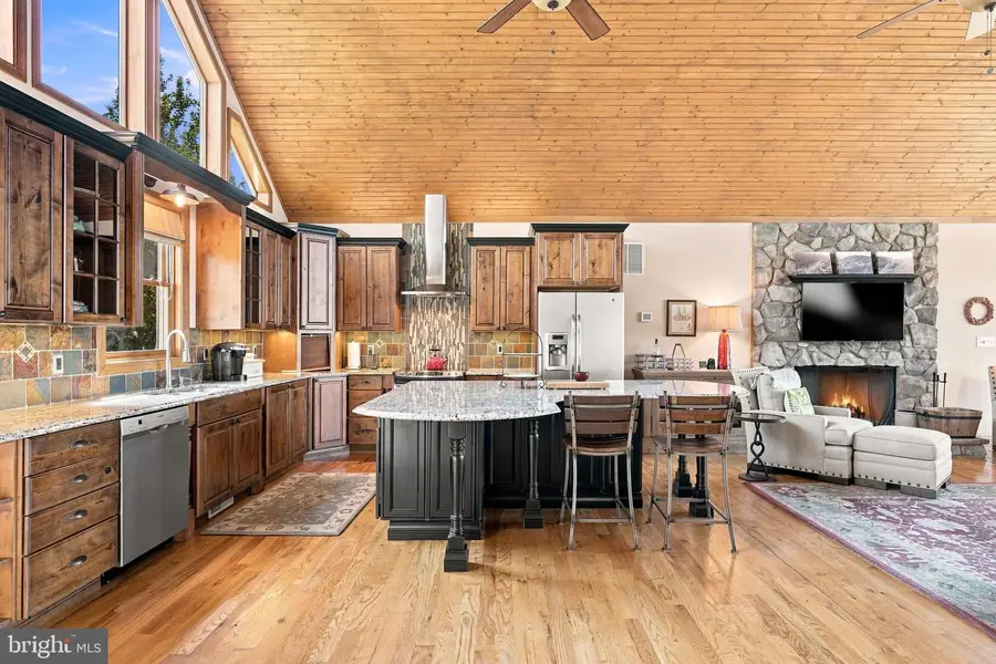 80 Mountainside Ct, Harpers Ferry, WV 25425 - #3