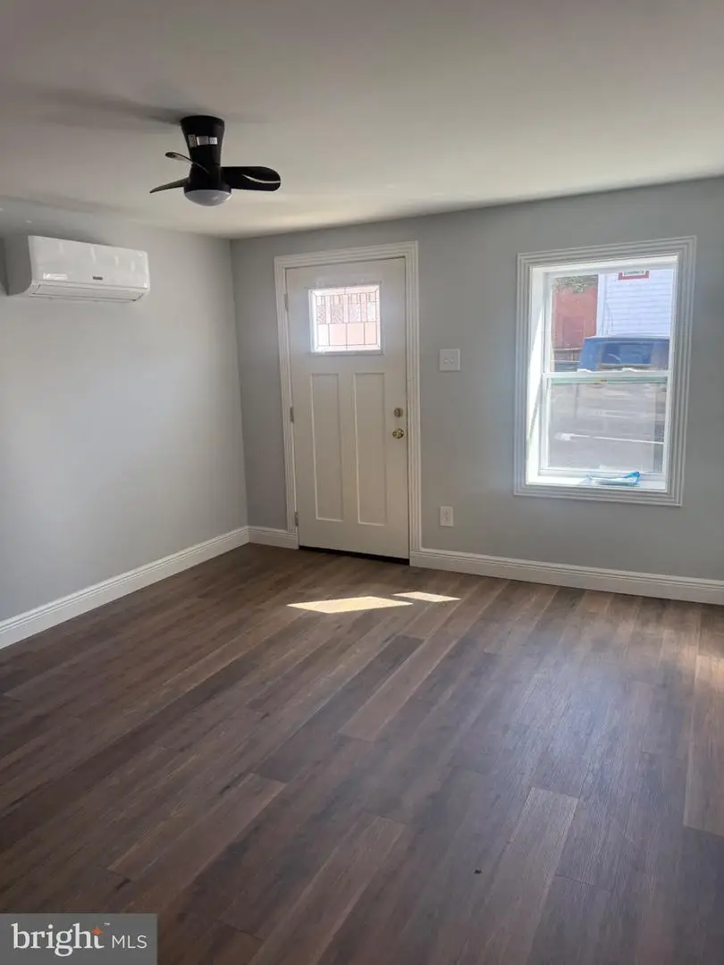 420 W Washington St, Charles Town, WV 25414 - #3