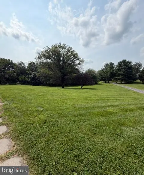 274 Dogwood Manor Dr, Shenandoah Junction, WV 25442 - #2
