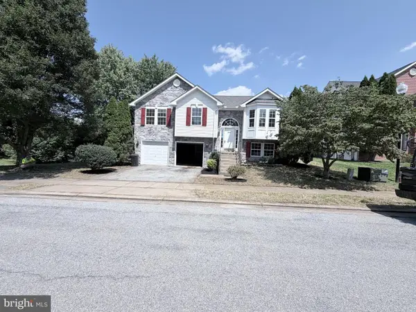 687 Crosswinds Dr, CHARLES TOWN, WV 25414