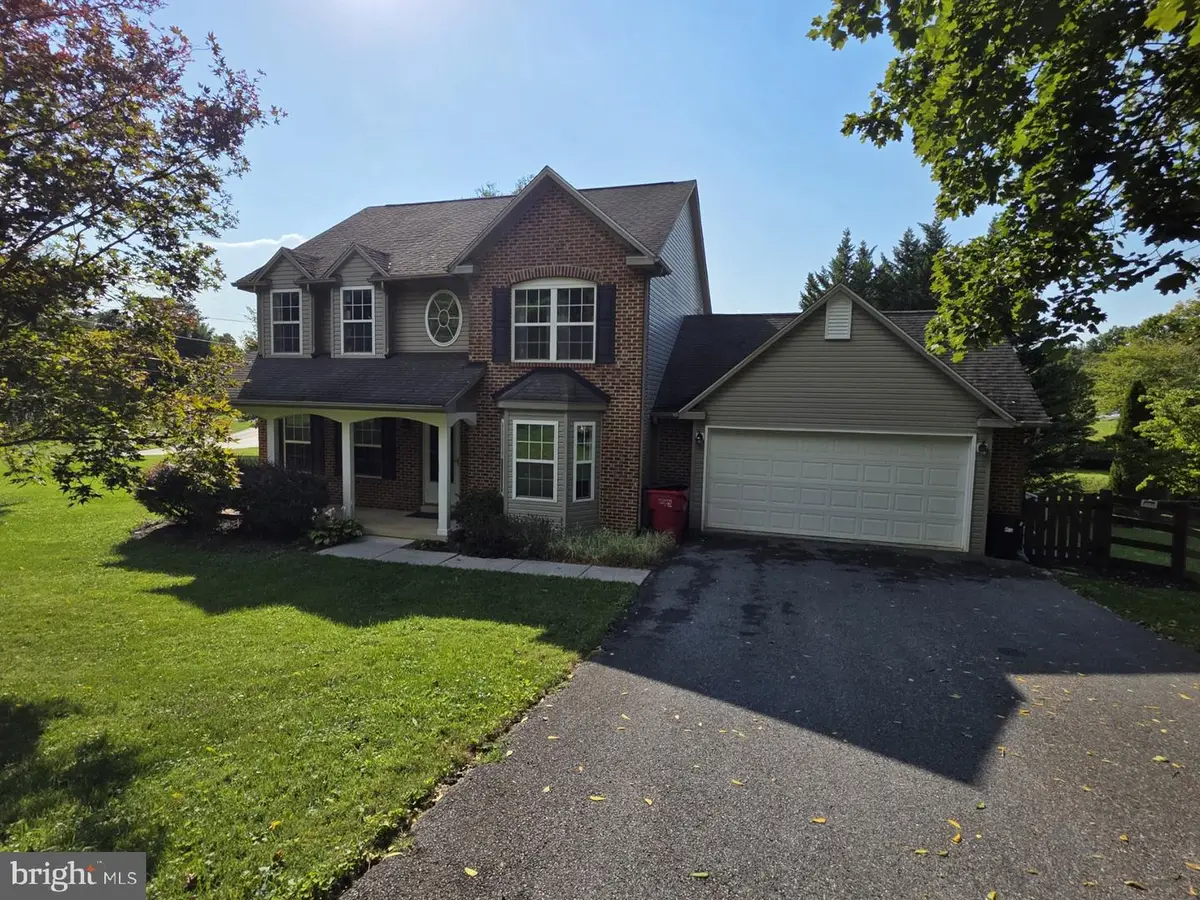 630 Morison St, Charles Town, WV 25414 - #1