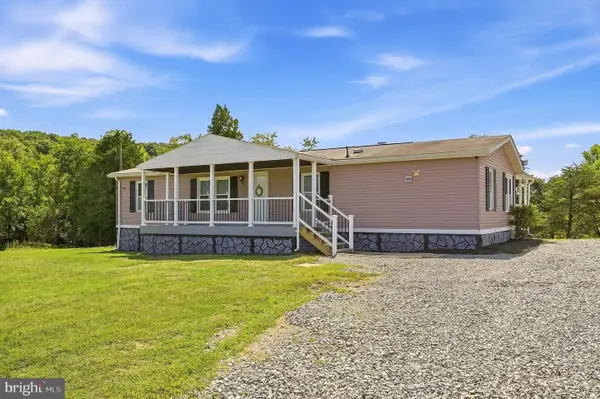 139 River Valley View Dr, HARPERS FERRY, WV 25425