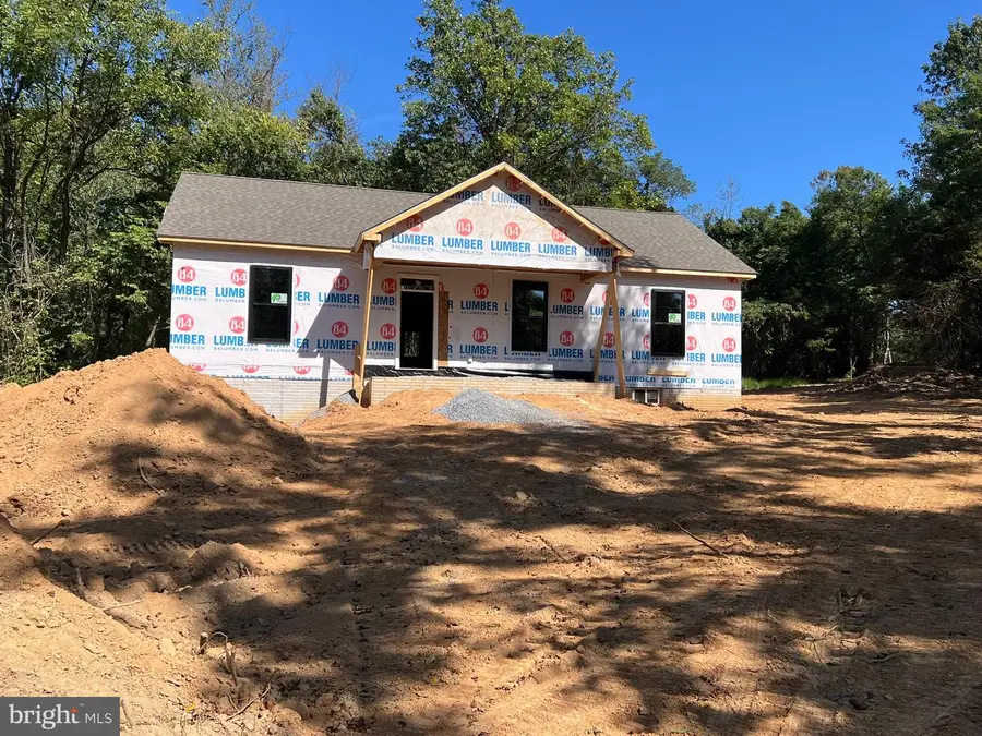 160 Wild Dogwood Ln, Harpers Ferry, WV 25425 - #2