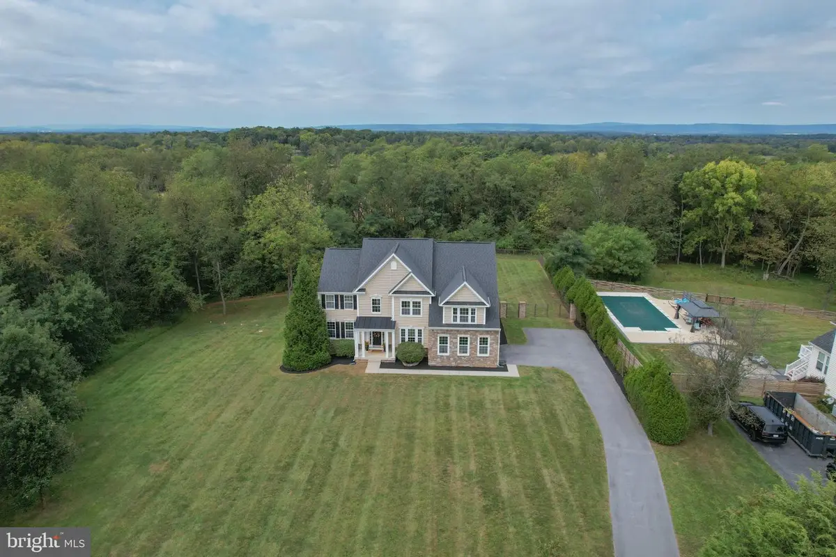 898 Declaration Dr, Charles Town, WV 25414 - #1