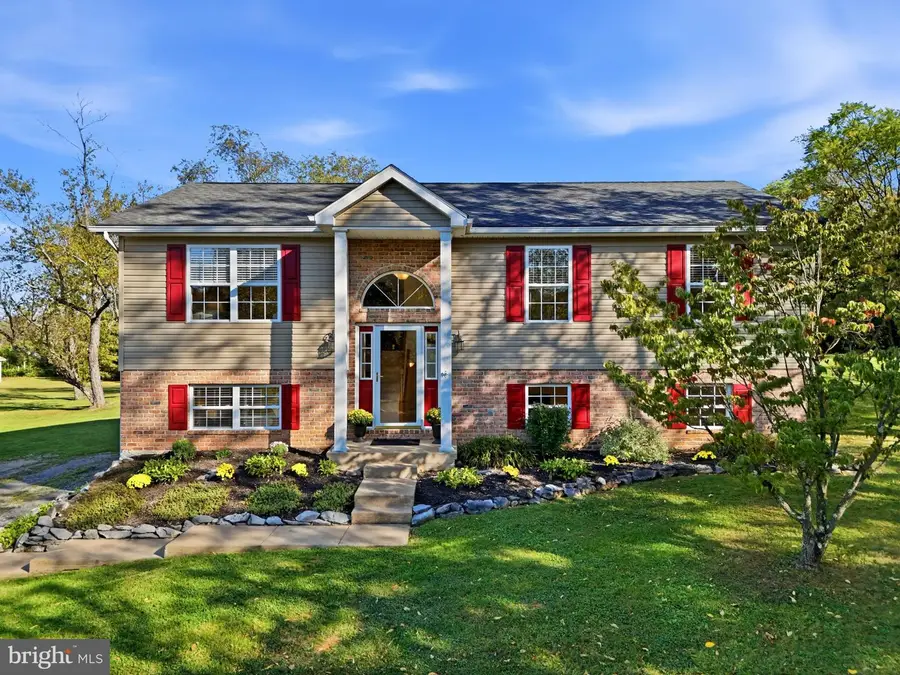 549 New Meadow Dr, Kearneysville, WV 25430 - #2
