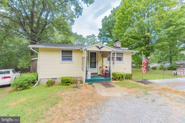 1227 Rolling Ln, HARPERS FERRY, WV 25425