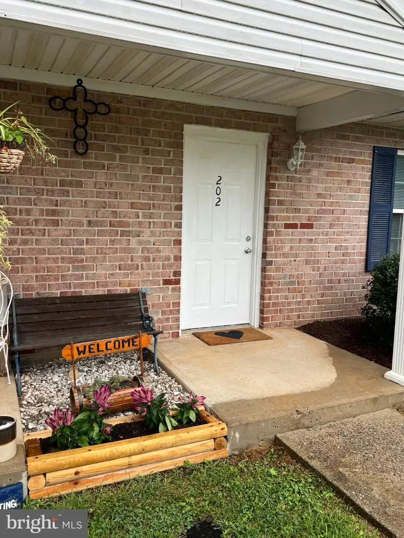202 S Marshall St, Ranson, WV 25438 - #3