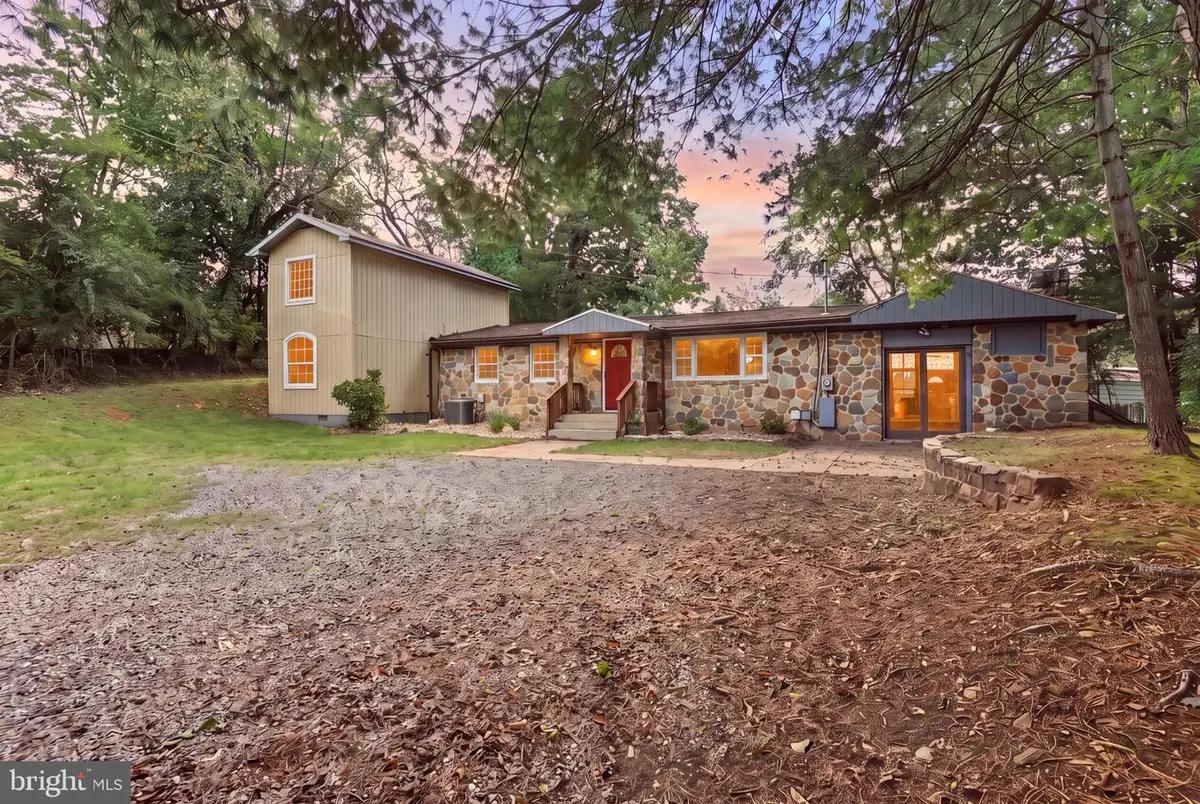 519 Keyes Gap Rd, Harpers Ferry, WV 25425 - #1