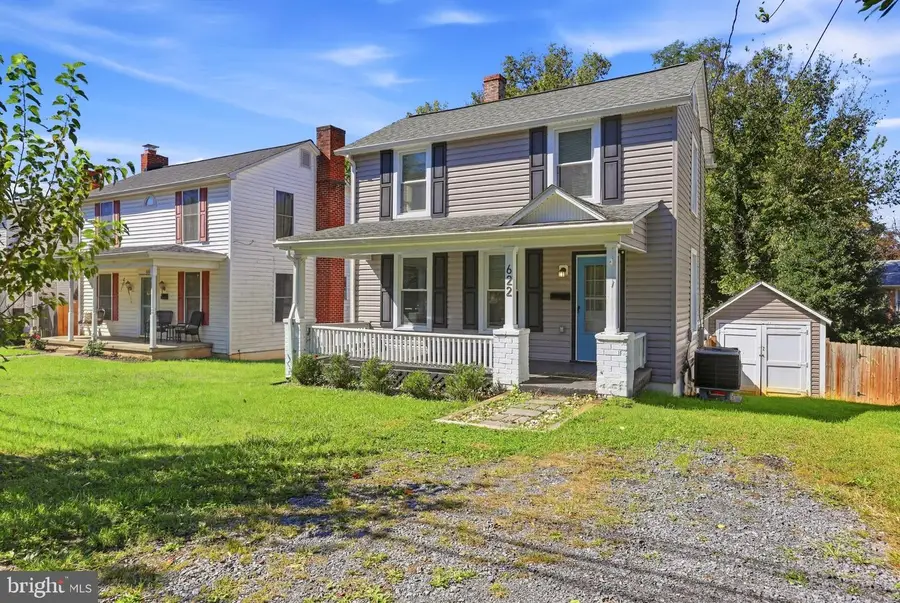 622 S George St, Charles Town, WV 25414 - #2