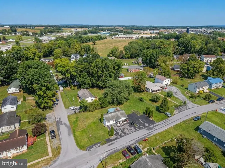 201 14th Ave, Ranson, WV 25438 - #3