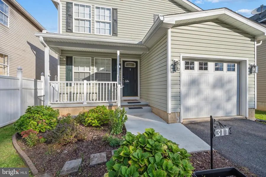 311 E 4th Ave, Ranson, WV 25438 - #2