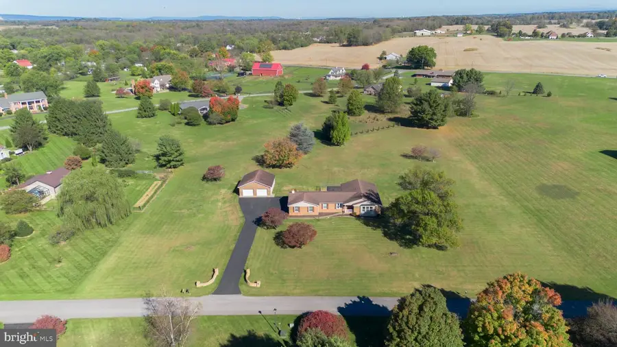 393 Lone Oak Rd, Ranson, WV 25438 - #2