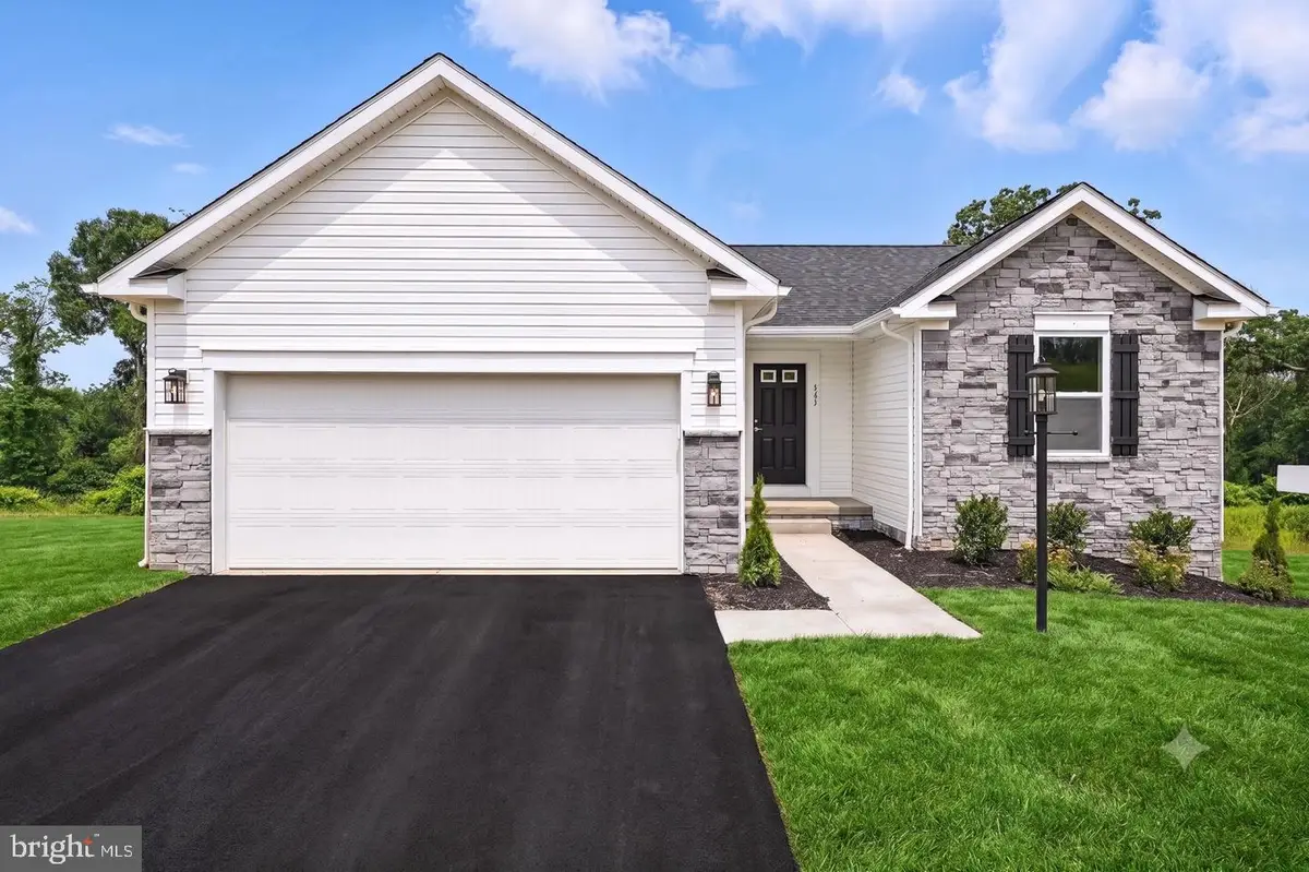 399 Thorton Ave, Ranson, WV 25438 - #1