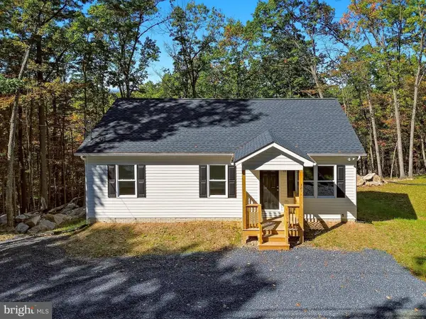 321 Windsong Rd, HARPERS FERRY, WV 25425