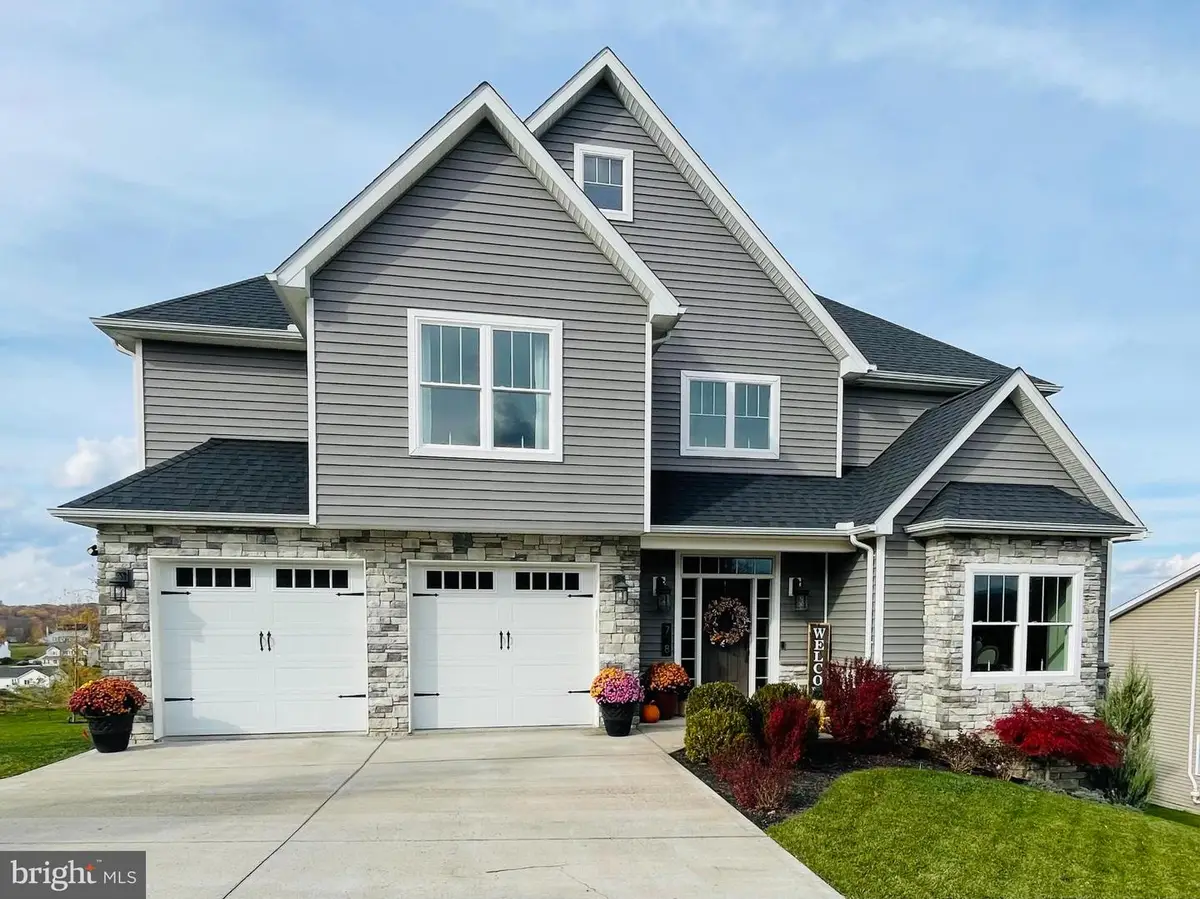 708 Slaton Ln, Morgantown, WV 26508 - #1