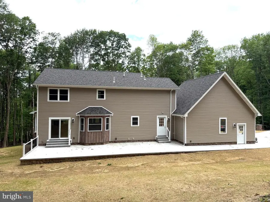 114 Dripping Spring Rd, Morgantown, WV 26508 - #2