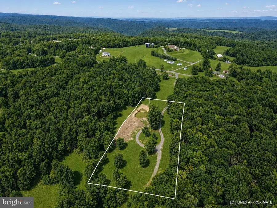 1702 Snake Hill Rd, Morgantown, WV 26508 - #3