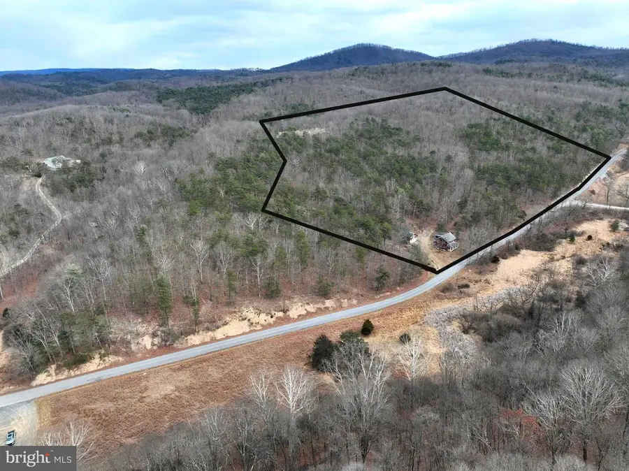 1489 Painter Hollow Rd, Fort Ashby, WV 26719 - Image #2