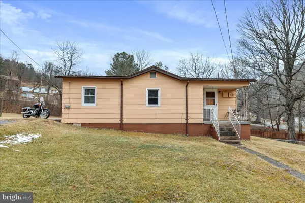 48 Wayland Dr, KEYSER, WV 26726